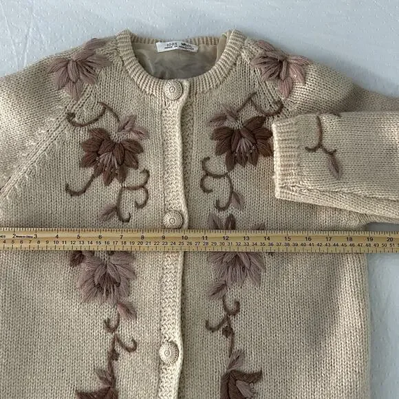 SOLD SOLD 1960s Wool Embroidered Long Cardigan Sweater Granny Boho Cottage SM - Picture 8 of 15
